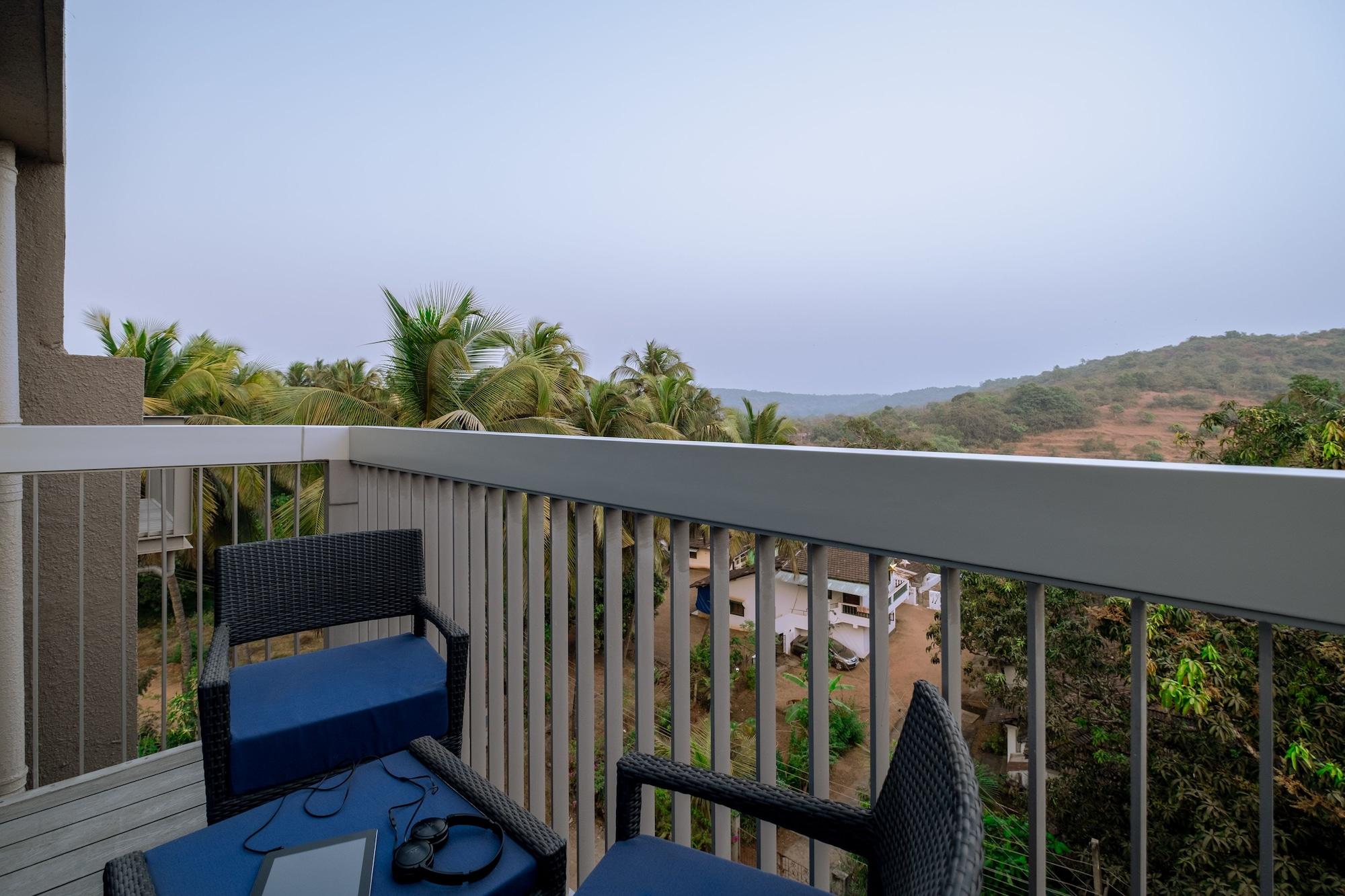Hyatt Centric Candolim Goa Bagian luar foto View from the balcony of a hotel in Goa, India